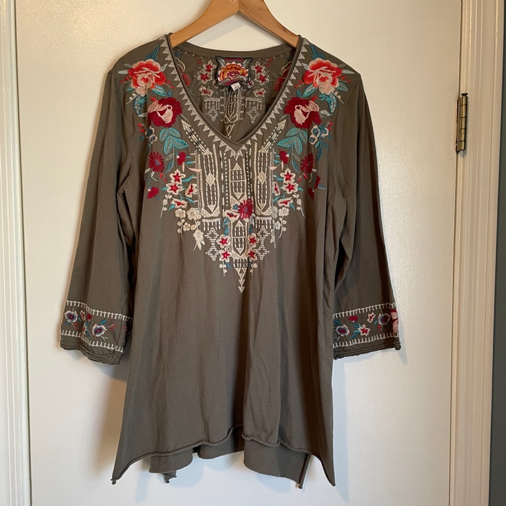Johnny Was 3/4 sleeve Knit Drape Top, Large